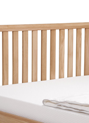 Design-Massivholzbett Zaira Eiche geölt – Handwerk trifft moderne Ästhetik